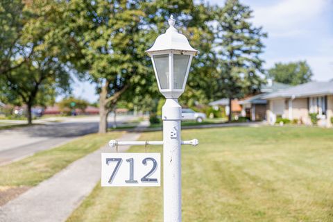 Tiny photo for 712 Homestead Place, Joliet, IL 60435 (MLS # 12510282)