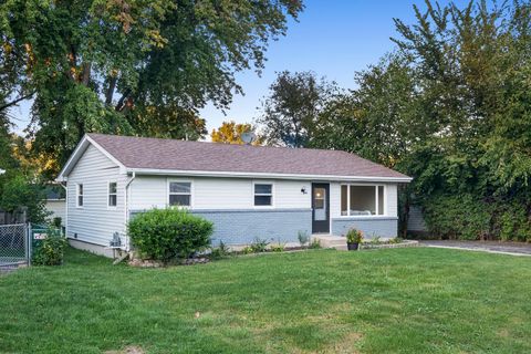 Tiny photo for 4304 Clearview Drive, McHenry, IL 60050 (MLS # 12484940)