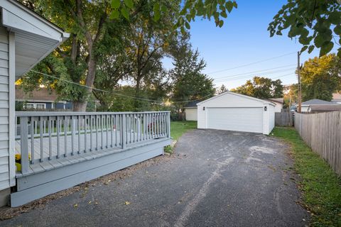Tiny photo for 4304 Clearview Drive, McHenry, IL 60050 (MLS # 12484940)