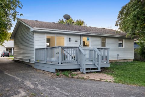 Tiny photo for 4304 Clearview Drive, McHenry, IL 60050 (MLS # 12484940)