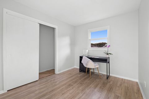 Tiny photo for 4304 Clearview Drive, McHenry, IL 60050 (MLS # 12484940)