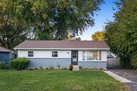 Photo of 4304 Clearview Drive, McHenry, IL 60050 (MLS # 12484940)