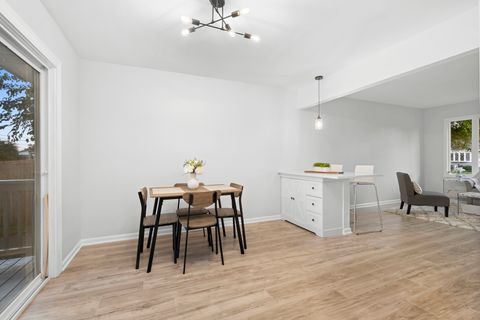 Tiny photo for 4304 Clearview Drive, McHenry, IL 60050 (MLS # 12484940)