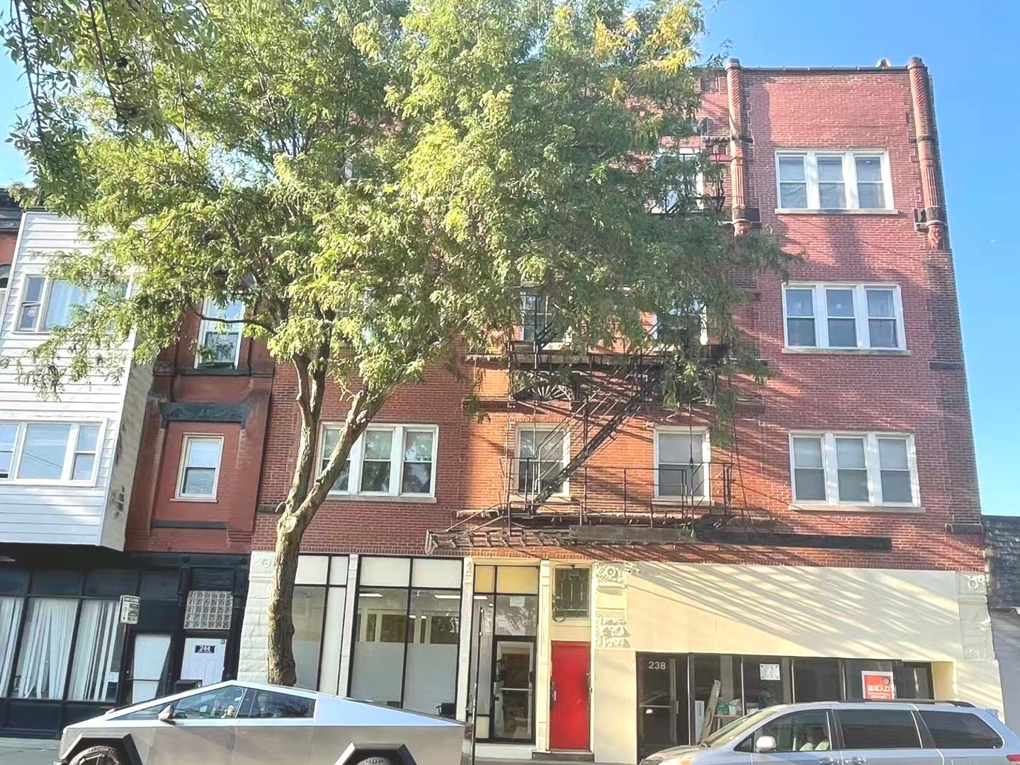 238 W 31ST Street 2E