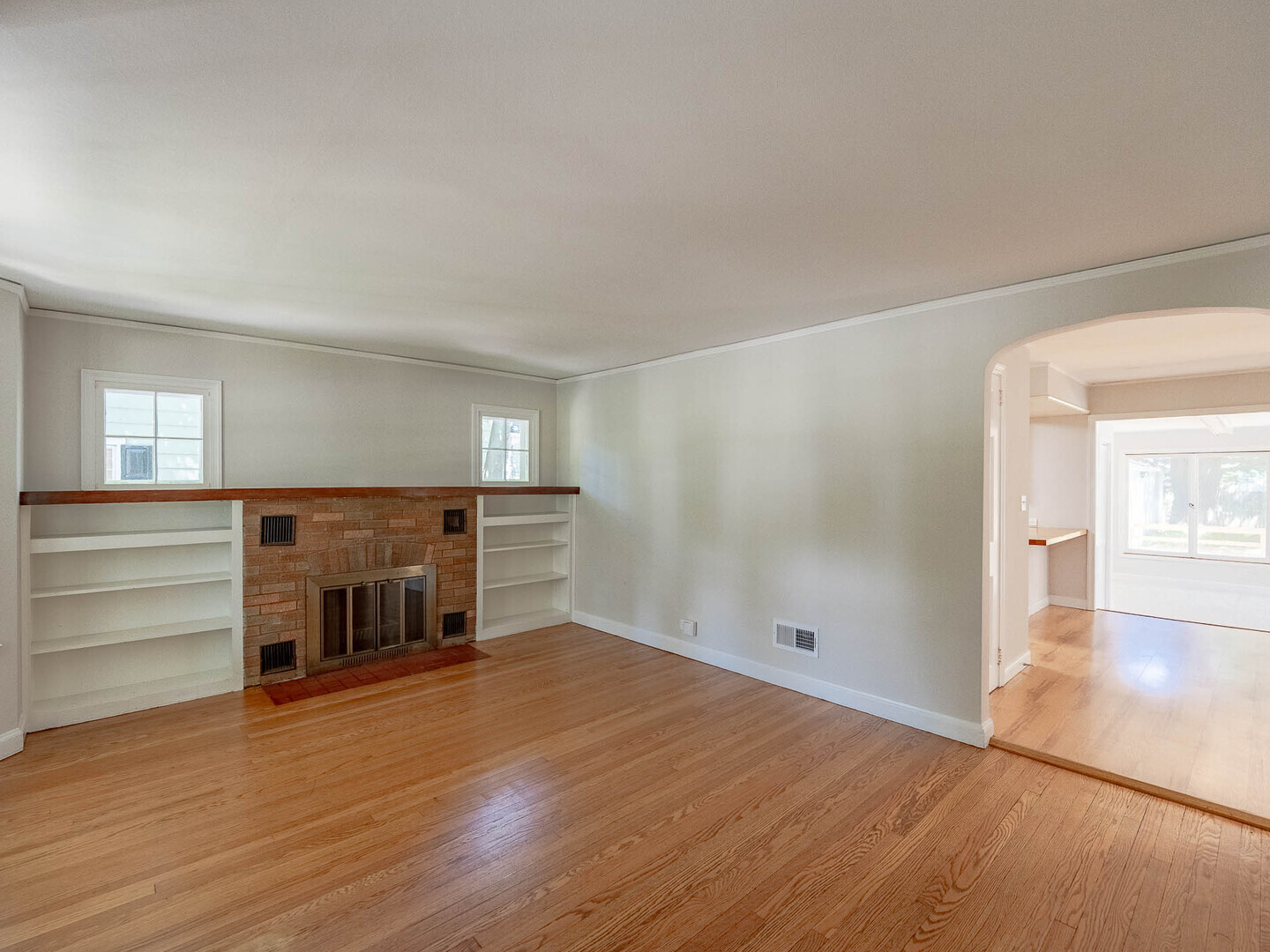 516 Colville Place