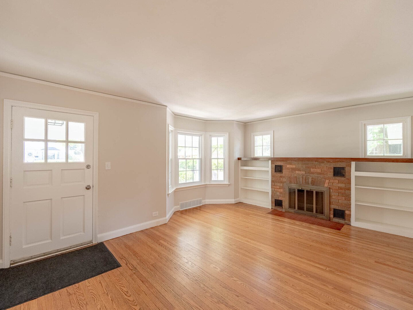 516 Colville Place