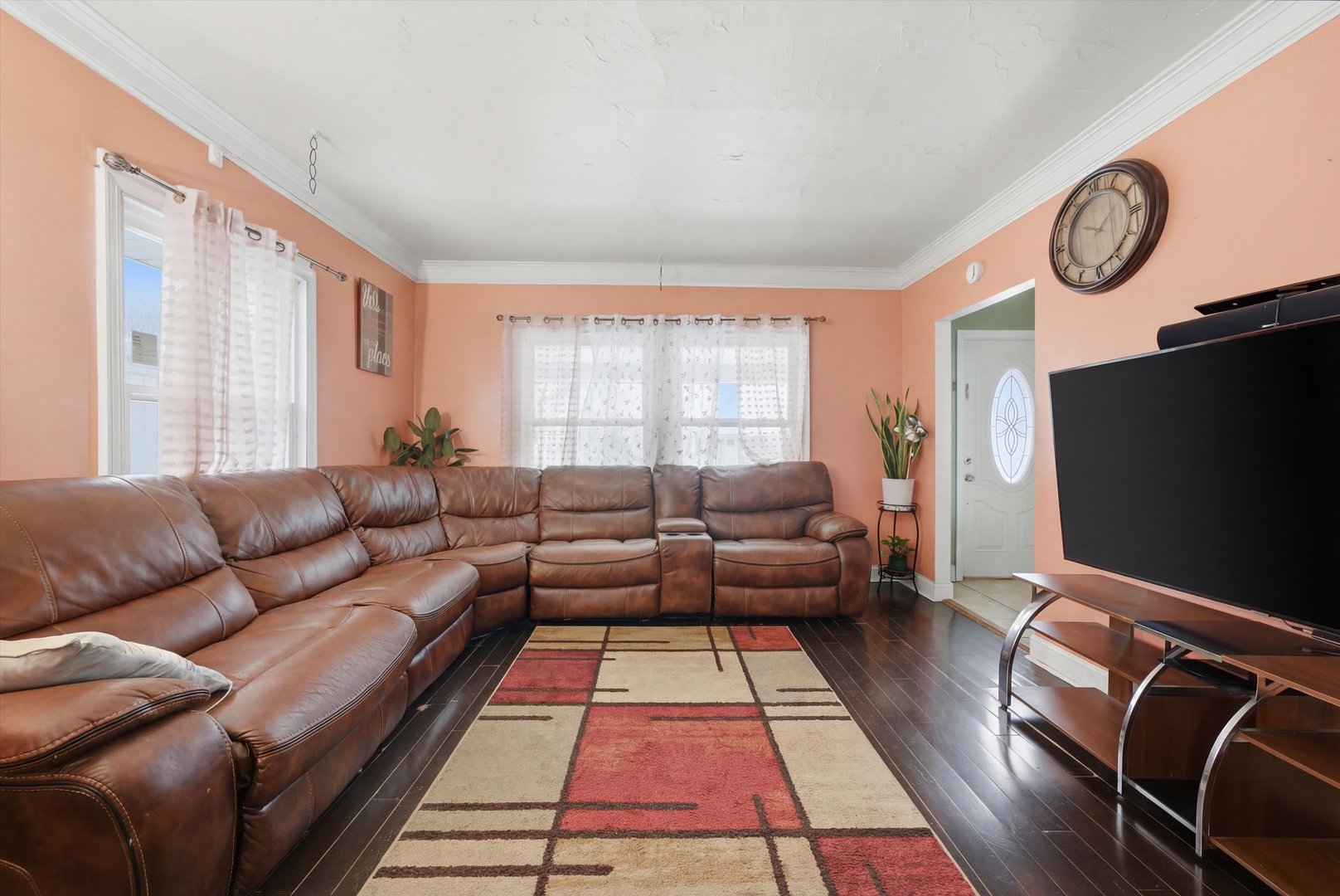 6409 Fairfield Avenue