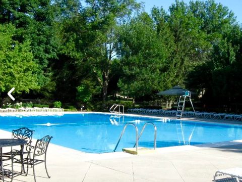 Tiny photo for 130 N Buckingham Drive, Sugar Grove, IL 60554 (MLS # 12680632)