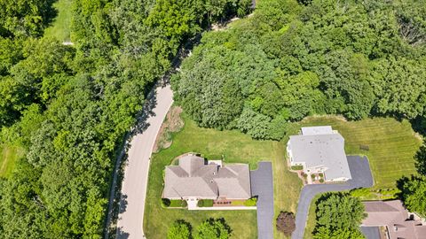 Tiny photo for 130 N Buckingham Drive, Sugar Grove, IL 60554 (MLS # 12680632)