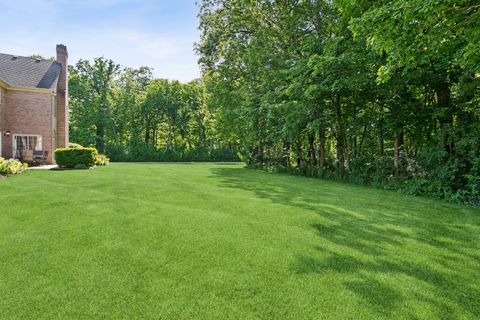 Tiny photo for 130 N Buckingham Drive, Sugar Grove, IL 60554 (MLS # 12680632)