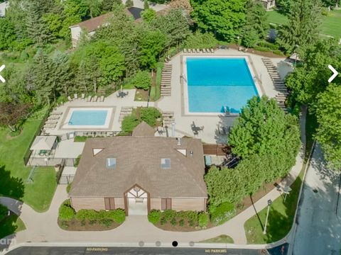 Tiny photo for 130 N Buckingham Drive, Sugar Grove, IL 60554 (MLS # 12680632)