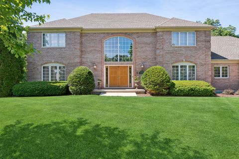 Tiny photo for 130 N Buckingham Drive, Sugar Grove, IL 60554 (MLS # 12680632)