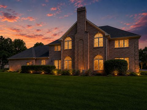Tiny photo for 130 N Buckingham Drive, Sugar Grove, IL 60554 (MLS # 12680632)