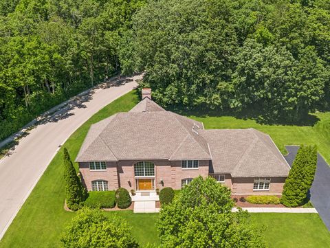 Photo of 130 N Buckingham Drive, Sugar Grove, IL 60554 (MLS # 12680632)