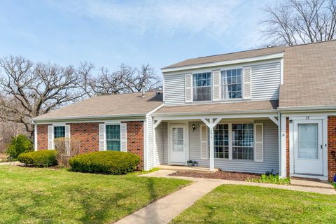 12 Oak Valley Drive Cary IL 60013