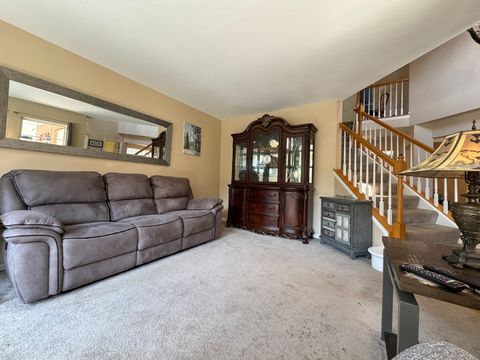 Tiny photo for 6414 Kingsbridge Drive, Cary, IL 60013 (MLS # 12580272)