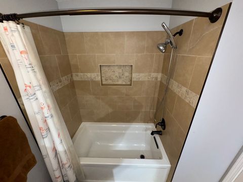 Tiny photo for 6414 Kingsbridge Drive, Cary, IL 60013 (MLS # 12580272)