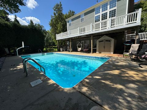 Tiny photo for 6414 Kingsbridge Drive, Cary, IL 60013 (MLS # 12580272)