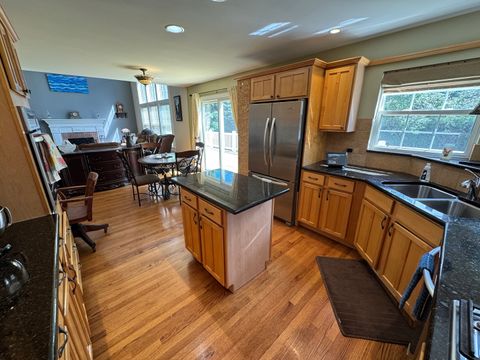 Tiny photo for 6414 Kingsbridge Drive, Cary, IL 60013 (MLS # 12580272)