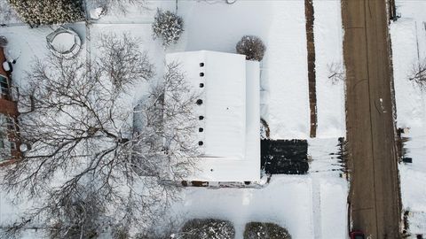 Tiny photo for 1718 S Ridge Drive, Arlington Heights, IL 60005 (MLS # 12531249)