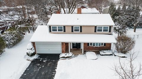 Tiny photo for 1718 S Ridge Drive, Arlington Heights, IL 60005 (MLS # 12531249)