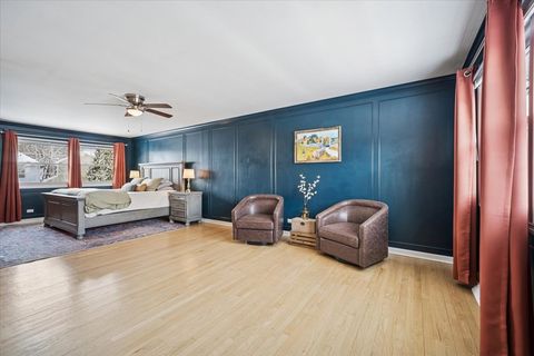 Tiny photo for 1718 S Ridge Drive, Arlington Heights, IL 60005 (MLS # 12531249)