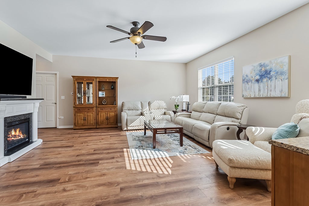 21305 HIDDEN LAKE Court 21305