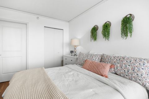 Tiny photo for 225 N Columbus Drive #7609, Chicago, IL 60601 (MLS # 12529195)