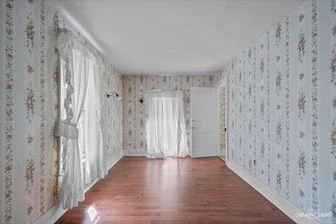 Tiny photo for 309 E 3rd Street, Sandwich, IL 60548 (MLS # 12433302)