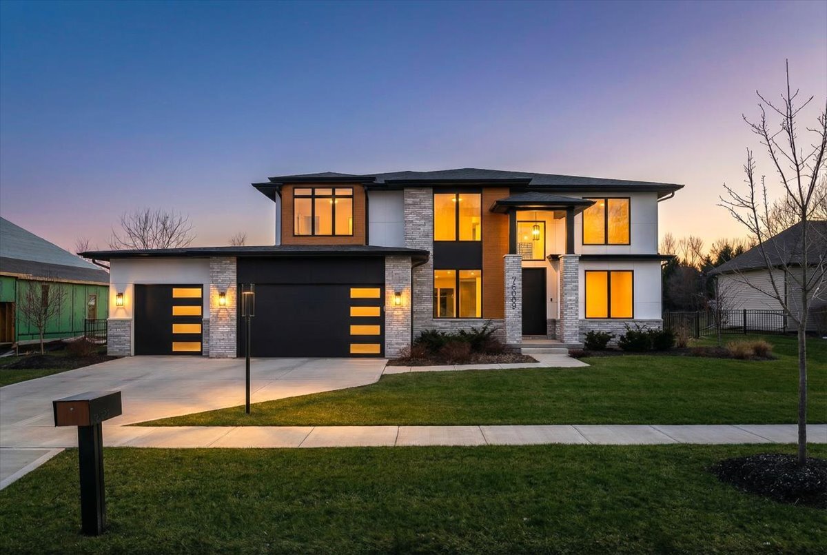 26009 W Forrester Drive