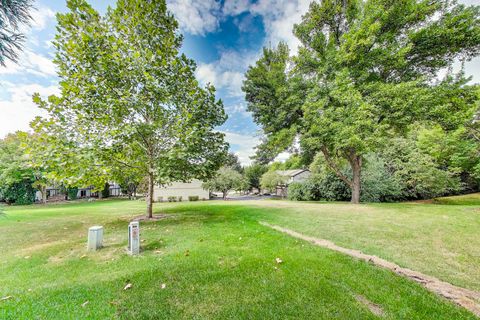 Tiny photo for 14 Oxford Court, Algonquin, IL 60102 (MLS # 12495267)
