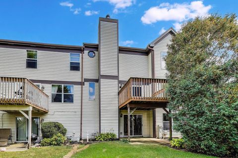 Tiny photo for 14 Oxford Court, Algonquin, IL 60102 (MLS # 12495267)