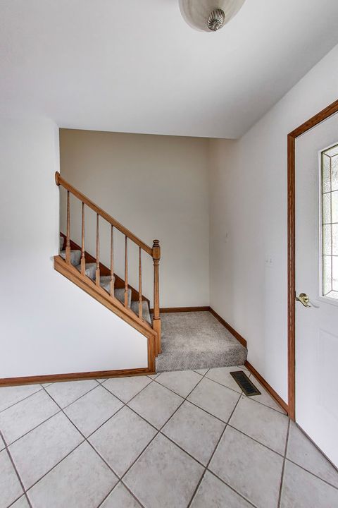 Tiny photo for 14 Oxford Court, Algonquin, IL 60102 (MLS # 12495267)