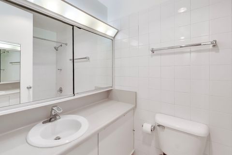 Tiny photo for 2400 N Lakeview Avenue #310, Chicago, IL 60614 (MLS # 12515018)