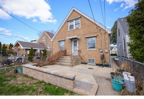 Tiny photo for 4436 S Komensky Avenue, Chicago, IL 60632 (MLS # 12618268)