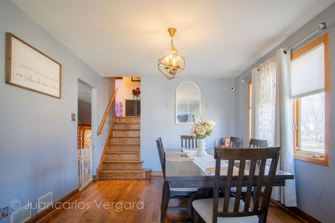 Tiny photo for 8432 Natchez Avenue, Burbank, IL 60459 (MLS # 12593988)