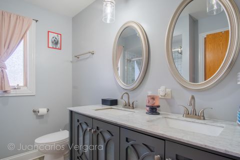 Tiny photo for 8432 Natchez Avenue, Burbank, IL 60459 (MLS # 12593988)