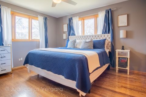 Tiny photo for 8432 Natchez Avenue, Burbank, IL 60459 (MLS # 12593988)