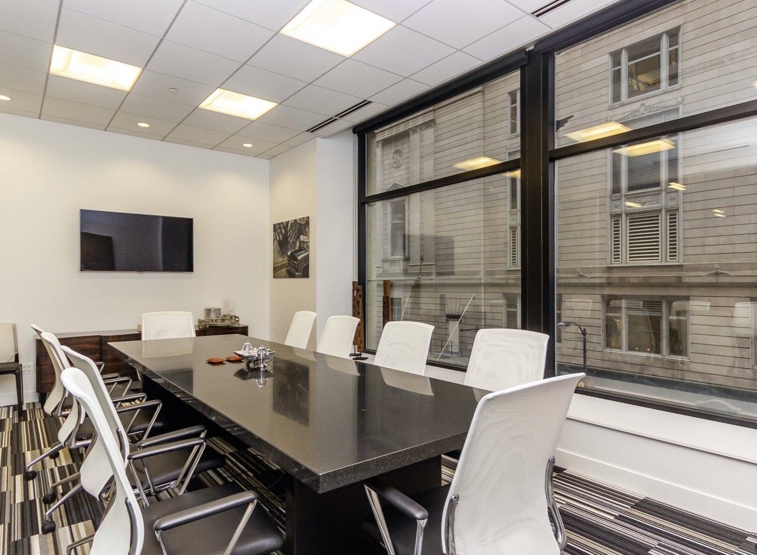 6 E Monroe Street 300