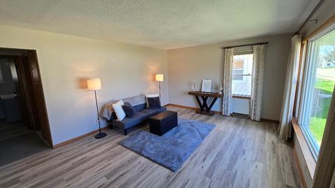 Tiny photo for 1124 13th Avenue, Fulton, IL 61252 (MLS # 12614053)