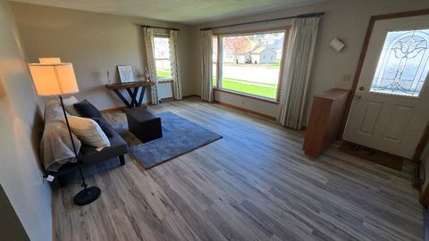 Tiny photo for 1124 13th Avenue, Fulton, IL 61252 (MLS # 12614053)