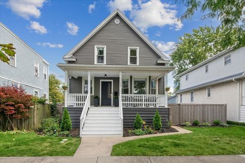 Photo of 1124 Lathrop Avenue, Forest Park, IL 60130 (MLS # 12537984)