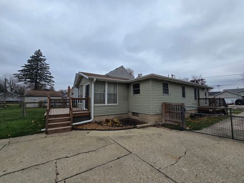 Tiny photo for 417 Stewart Avenue, Woodstock, IL 60098 (MLS # 12520930)