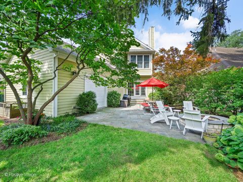 Tiny photo for 113 Mohawk Drive, Clarendon Hills, IL 60514 (MLS # 12450319)