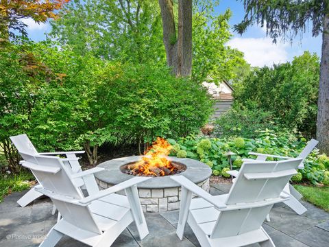 Tiny photo for 113 Mohawk Drive, Clarendon Hills, IL 60514 (MLS # 12450319)
