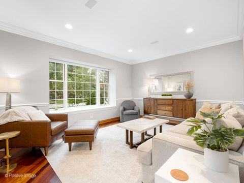 Tiny photo for 113 Mohawk Drive, Clarendon Hills, IL 60514 (MLS # 12450319)