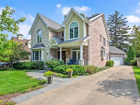 Tiny photo for 113 Mohawk Drive, Clarendon Hills, IL 60514 (MLS # 12450319)