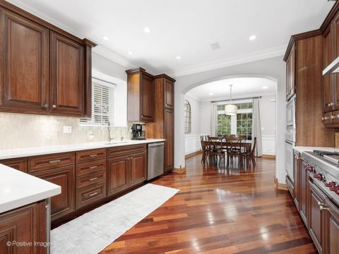 Tiny photo for 113 Mohawk Drive, Clarendon Hills, IL 60514 (MLS # 12450319)