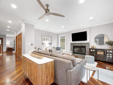 Tiny photo for 113 Mohawk Drive, Clarendon Hills, IL 60514 (MLS # 12450319)