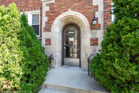 Tiny photo for 2719 N Lockwood Avenue #2B, Chicago, IL 60639 (MLS # 12578712)